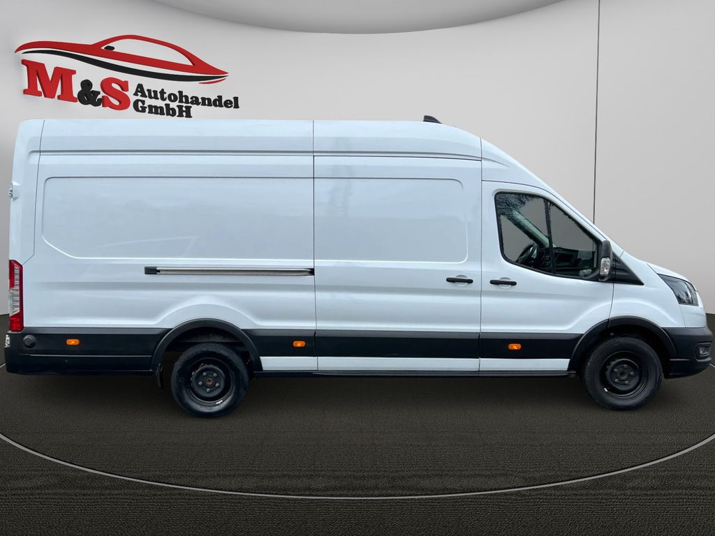 Ford Transit 2023