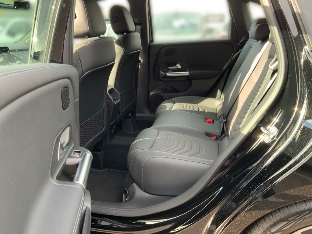 Mercedes-Benz B 200 2026