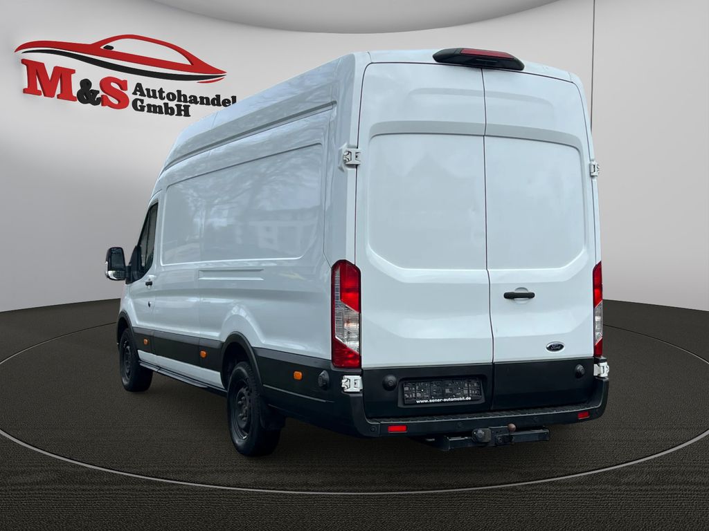 Ford Transit 2023