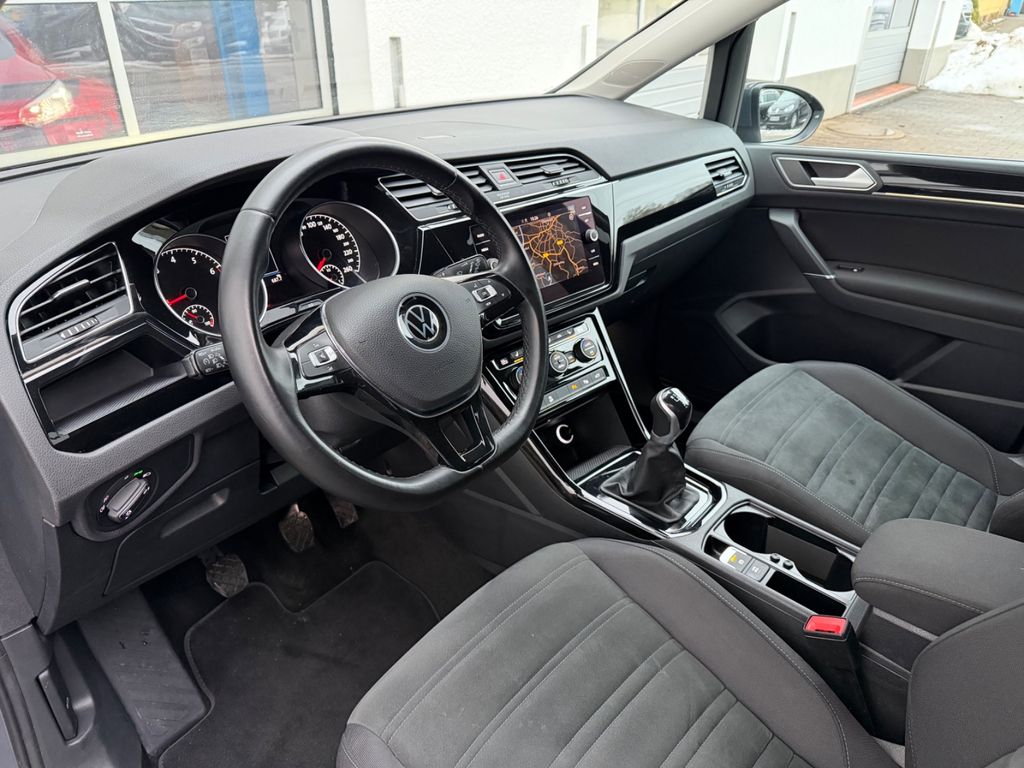 Volkswagen Touran 2021