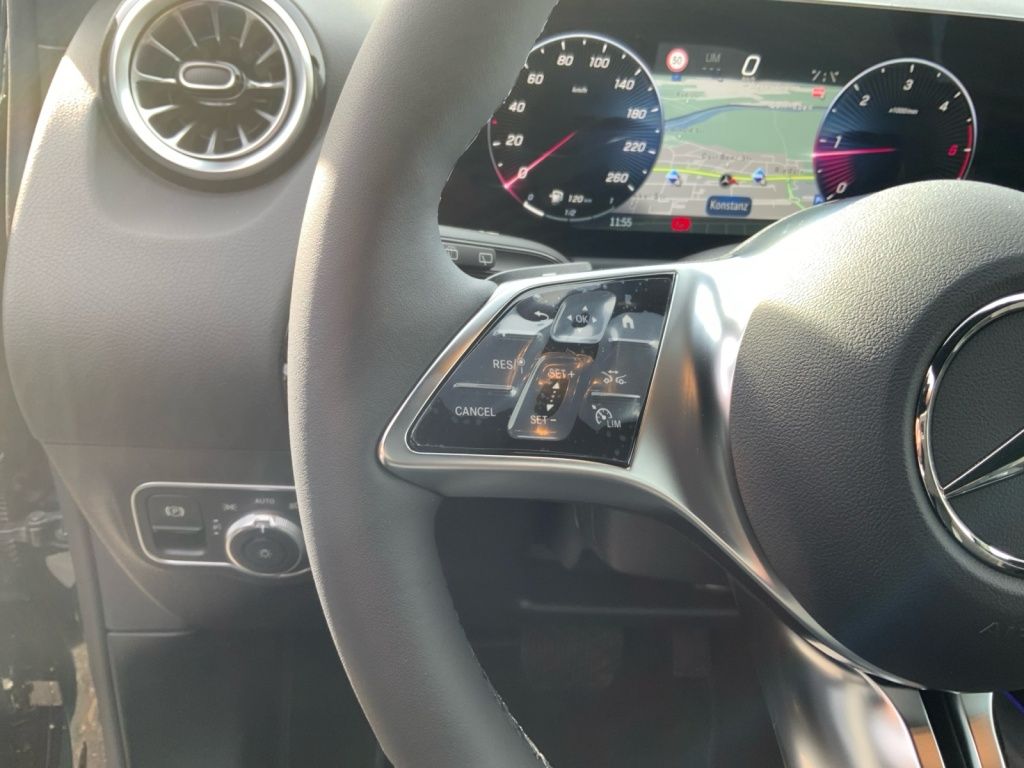 Mercedes-Benz B 200 2026