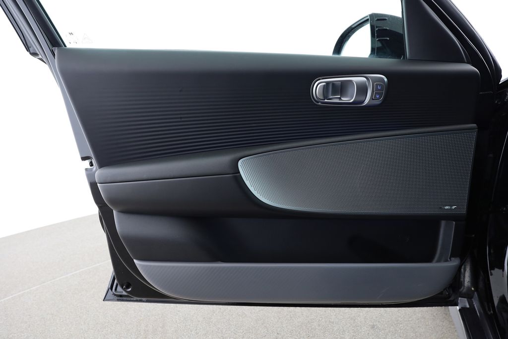 Hyundai IONIQ 6 2024