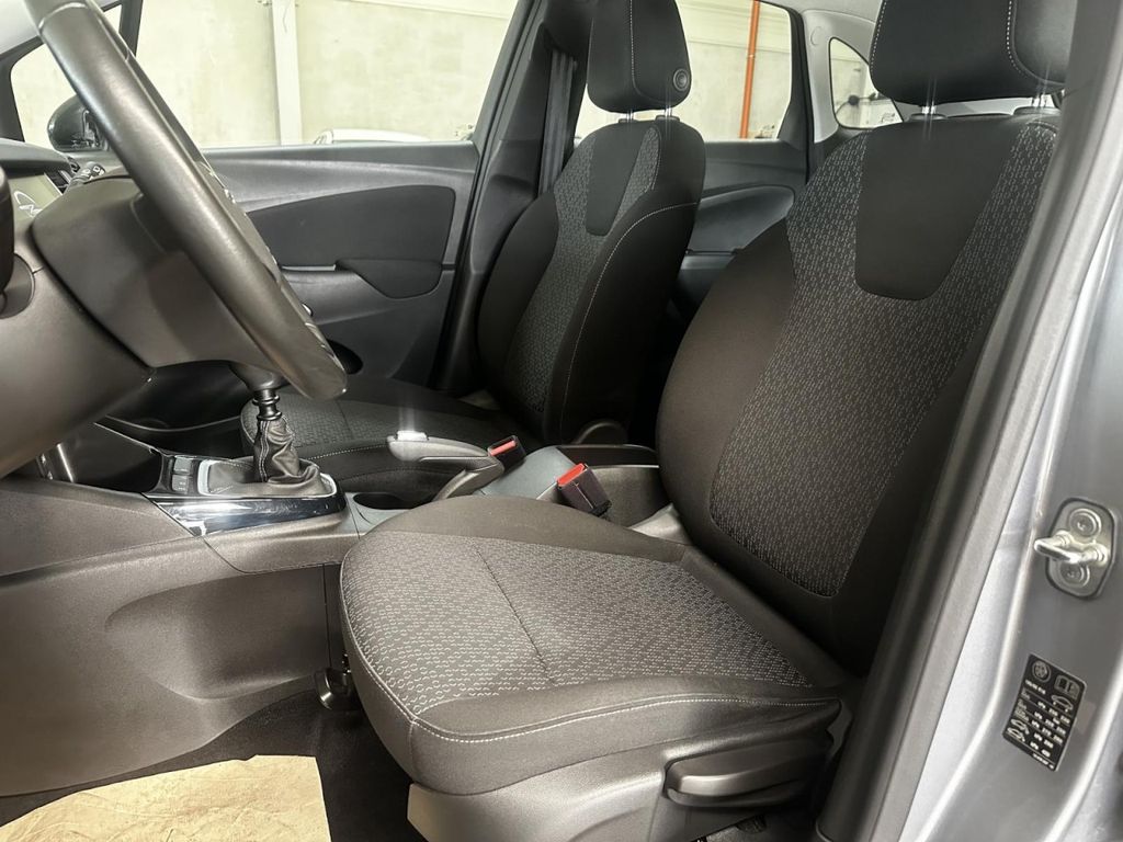 Opel Crossland (X) 2022