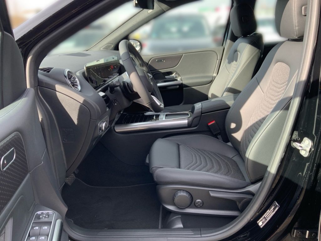 Mercedes-Benz B 200 2026