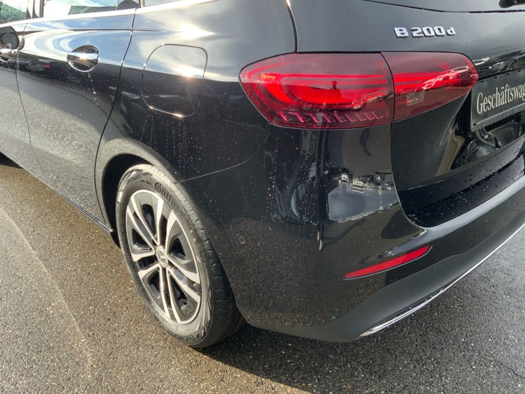 Mercedes-Benz B 200 2026