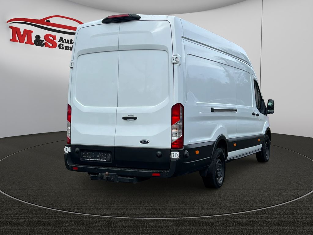 Ford Transit 2023