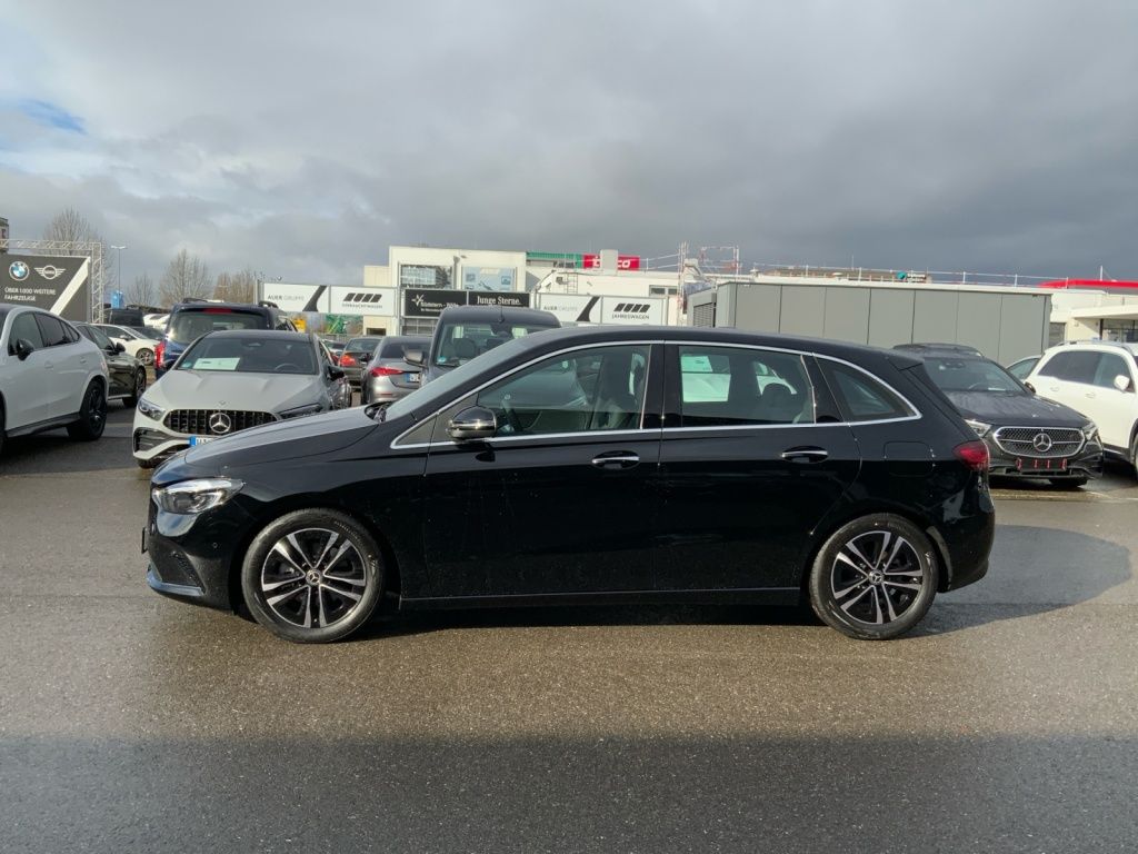 Mercedes-Benz B 200 2026