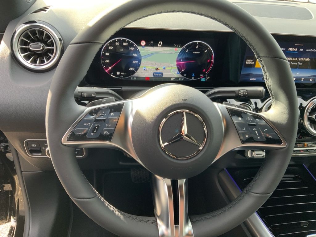 Mercedes-Benz B 200 2026