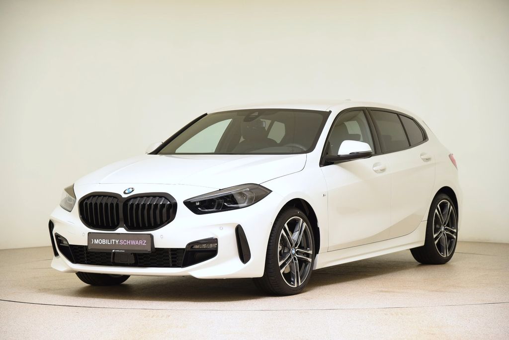 BMW 118 2024