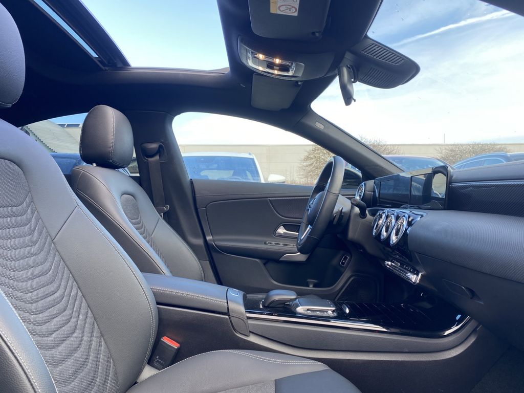 Mercedes-Benz CLA 250 2023