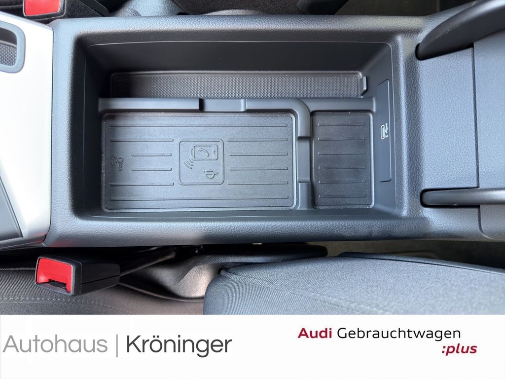 Audi A4 2024