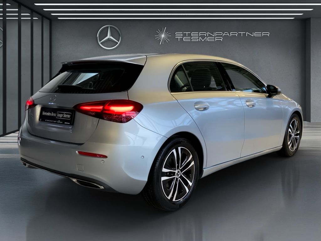 Mercedes-Benz A 200 2024