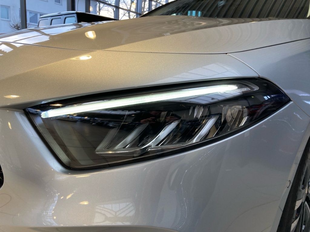 Mercedes-Benz A 200 2024