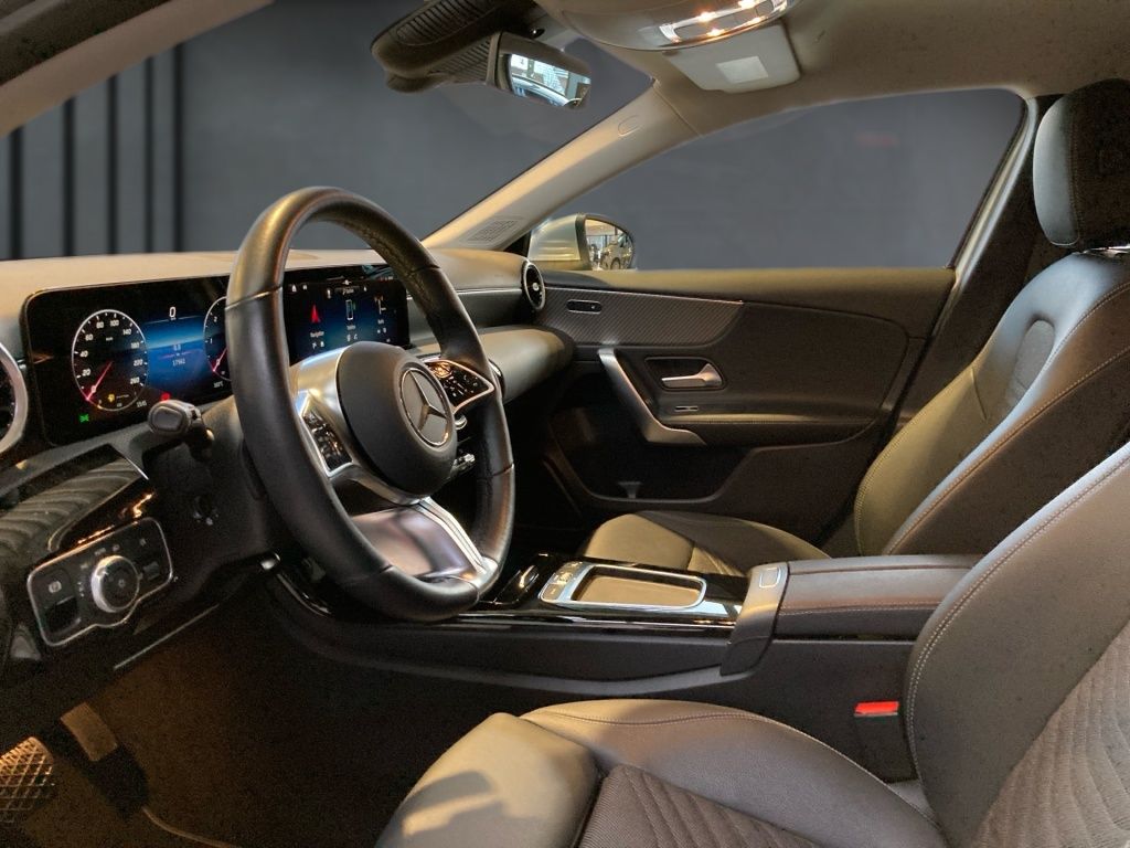 Mercedes-Benz A 200 2024