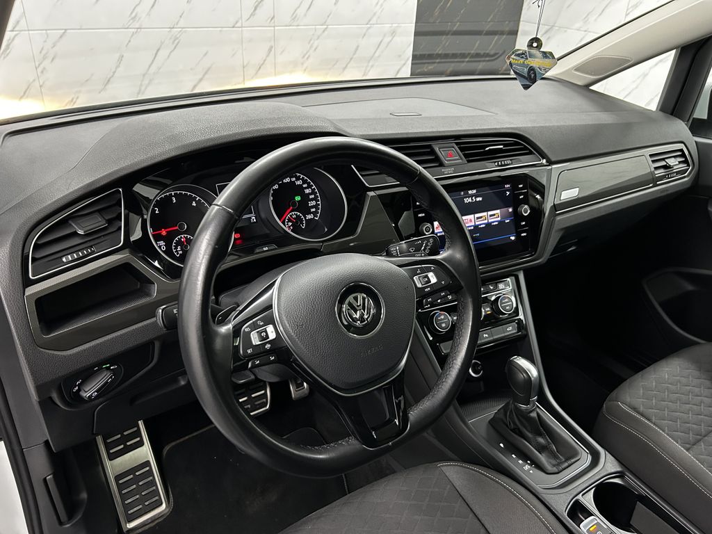 Volkswagen Touran 2019