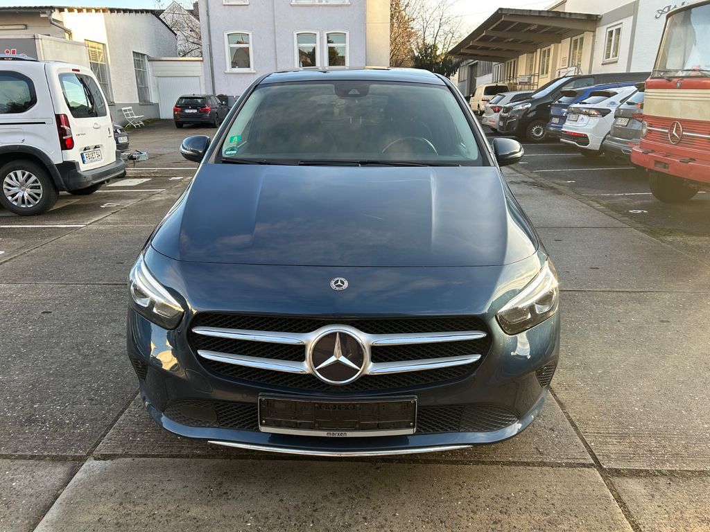 Mercedes-Benz B 200 2020
