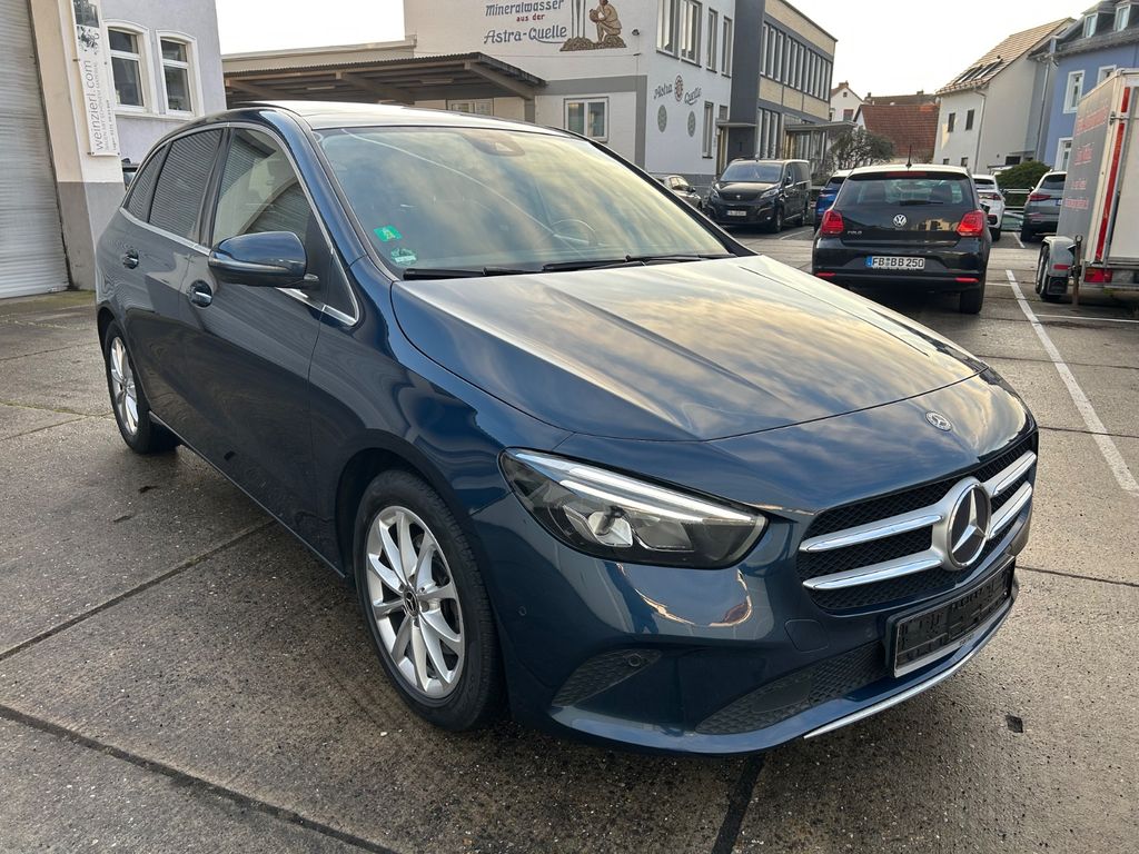 Mercedes-Benz B 200 2020