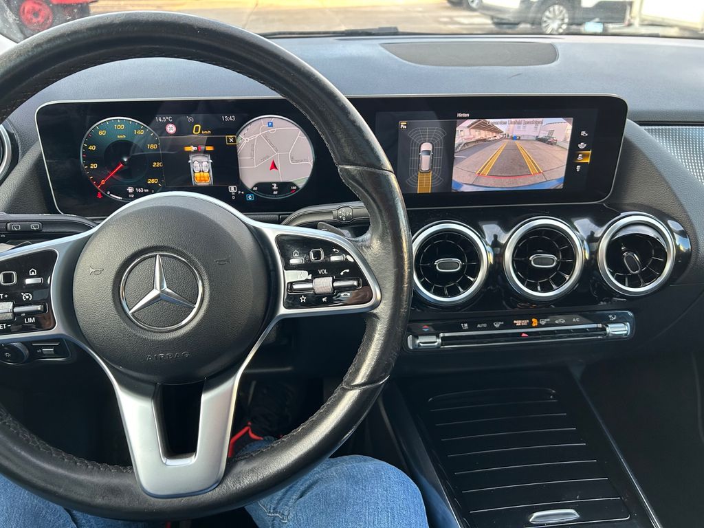 Mercedes-Benz B 200 2020