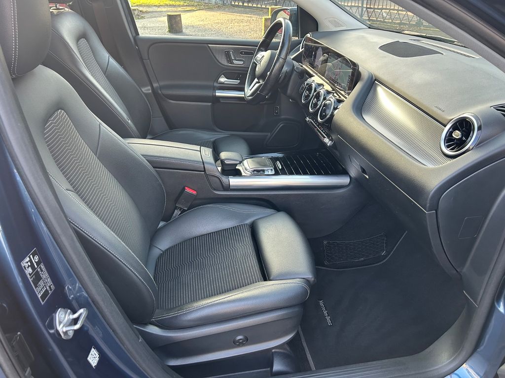 Mercedes-Benz B 200 2020