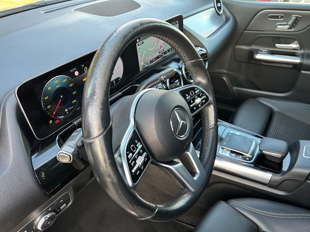 Mercedes-Benz B 200 2020