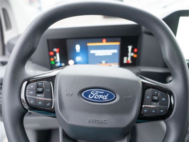 Ford Transit Custom 2024