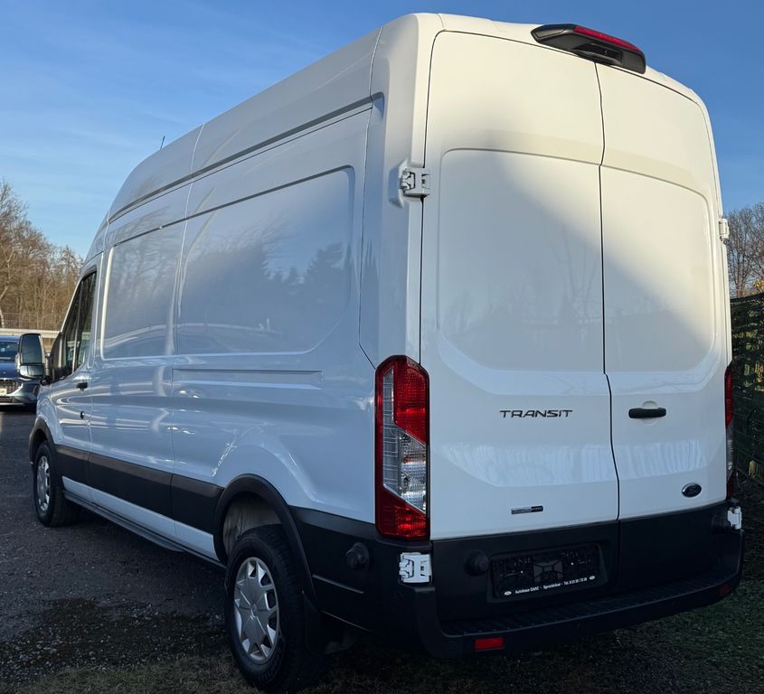 Ford Transit 2024