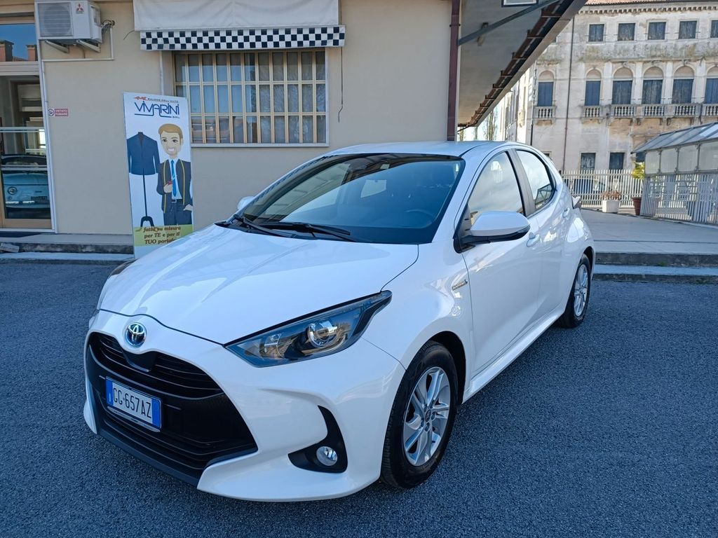 Toyota Yaris 2021