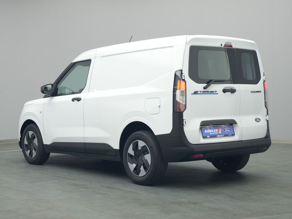 Ford Transit Courier 2025