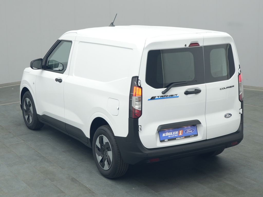 Ford Transit Courier 2025