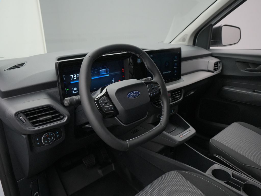 Ford Transit Courier 2025