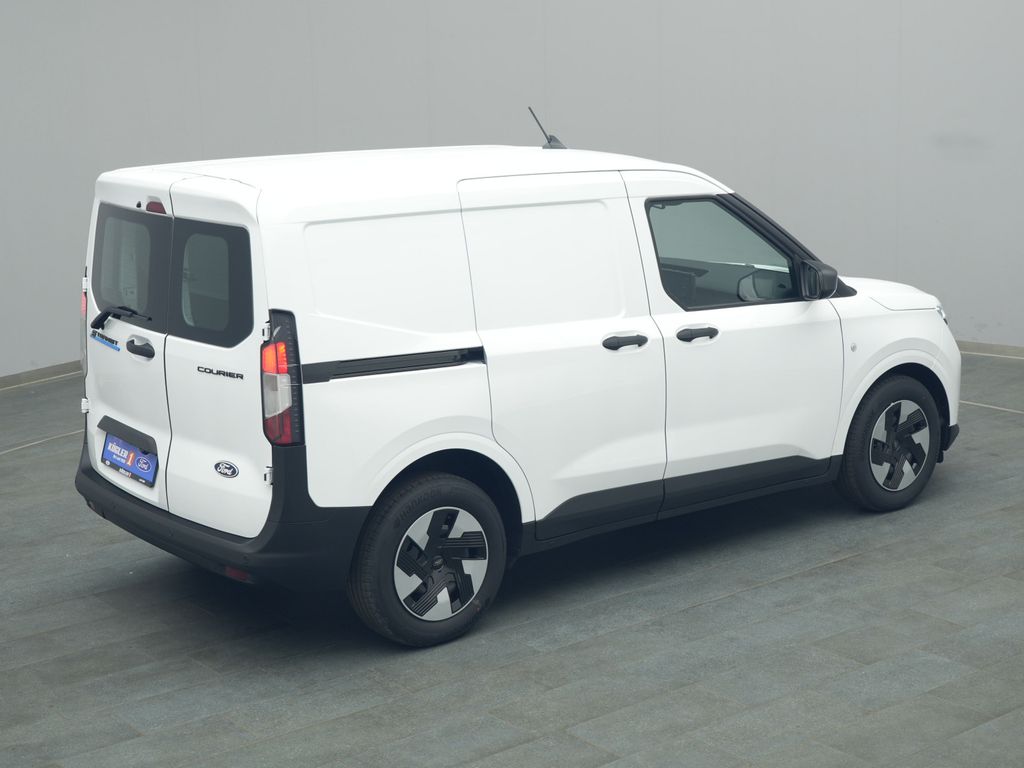 Ford Transit Courier 2025
