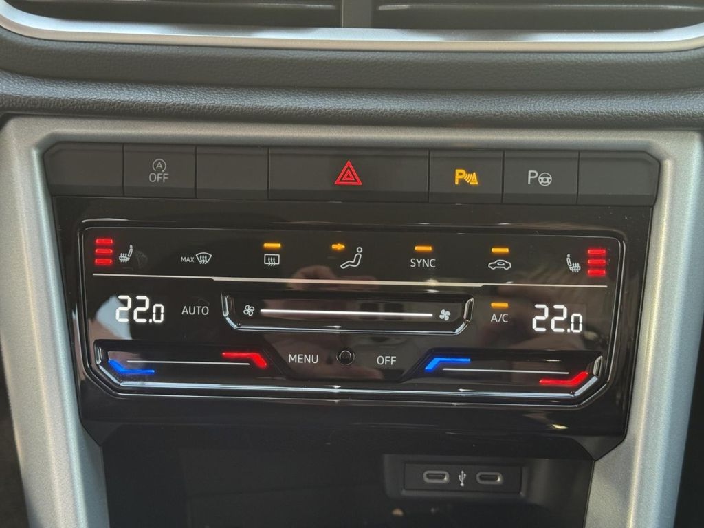 Volkswagen T-Roc 2025