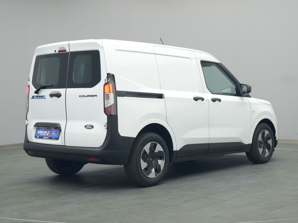 Ford Transit Courier 2025