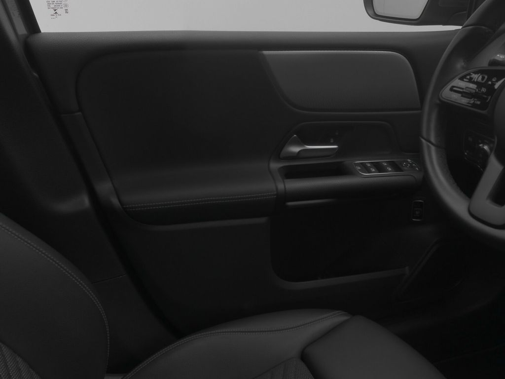 Mercedes-Benz B 180 2020