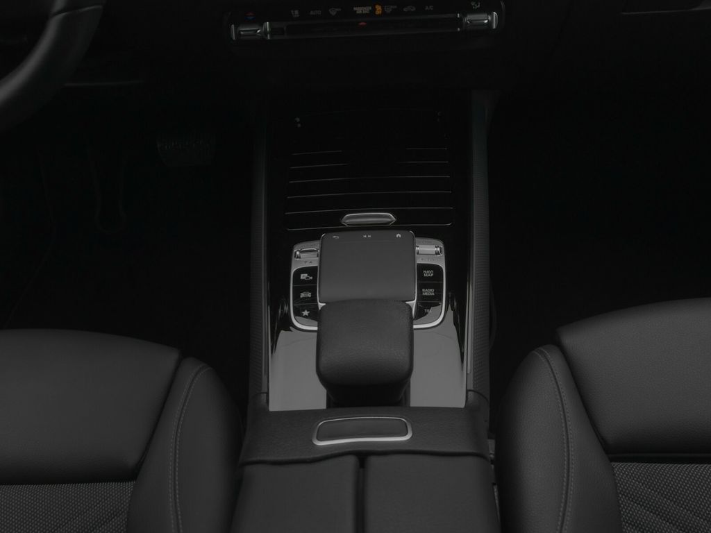 Mercedes-Benz B 180 2020