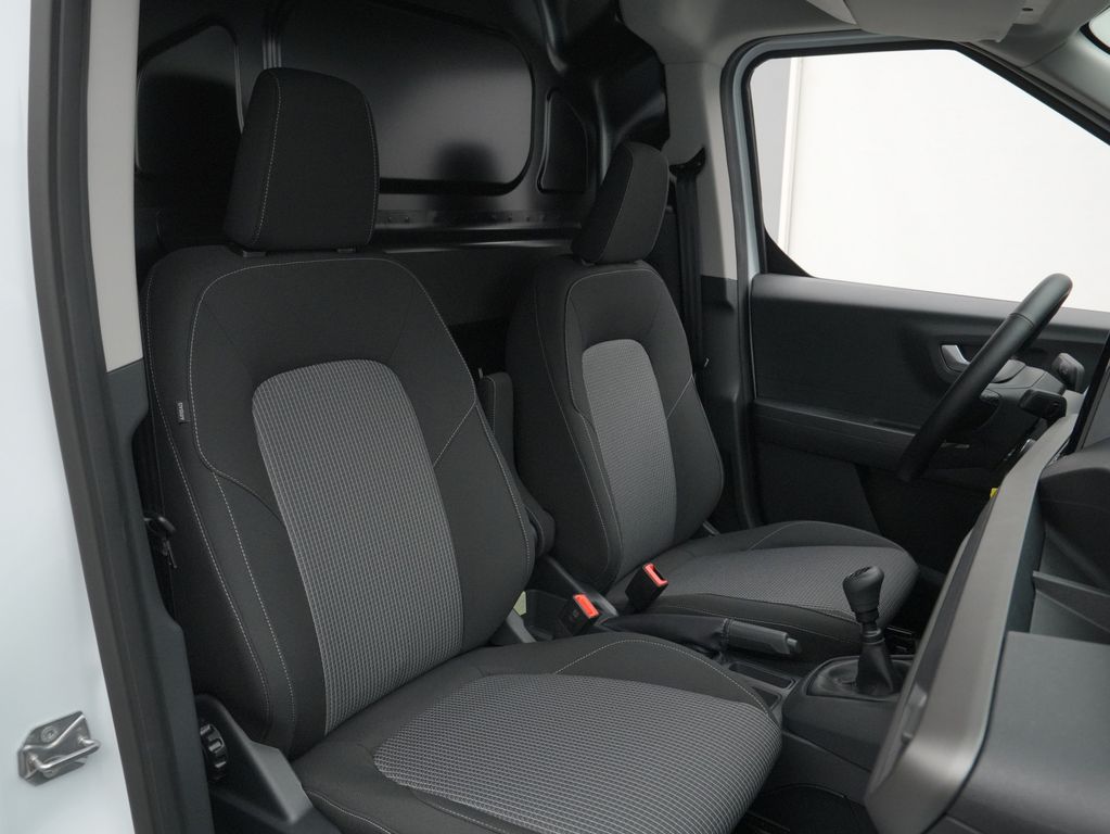 Ford Transit Courier 2025