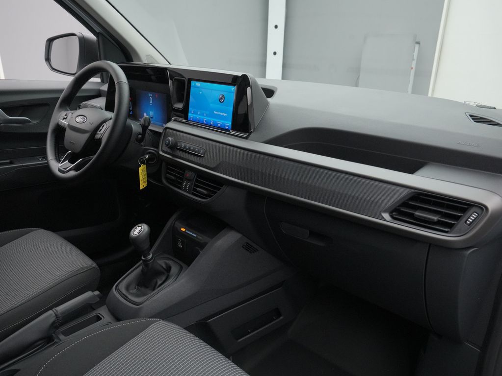 Ford Transit Courier 2025