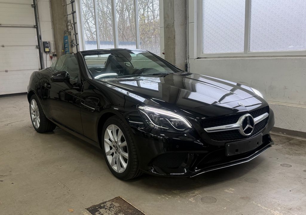 Mercedes-Benz SLC 180 2019
