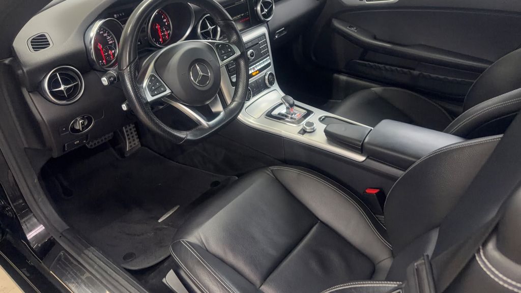 Mercedes-Benz SLC 180 2019