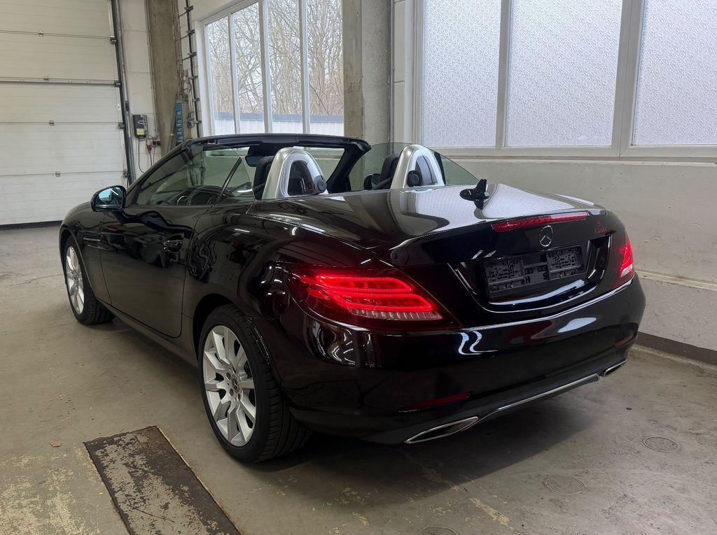 Mercedes-Benz SLC 180 2019
