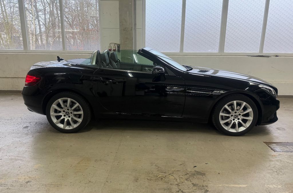 Mercedes-Benz SLC 180 2019