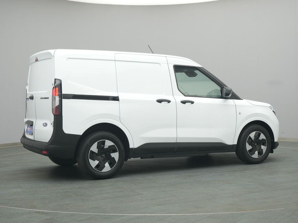 Ford Transit Courier 2025