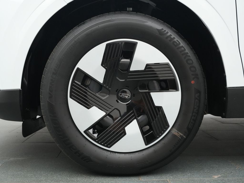 Ford Transit Courier 2025