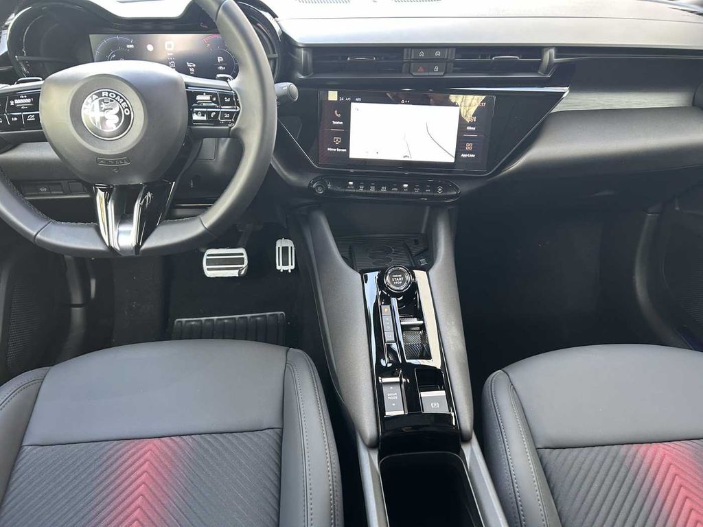 Alfa Romeo Junior 2025