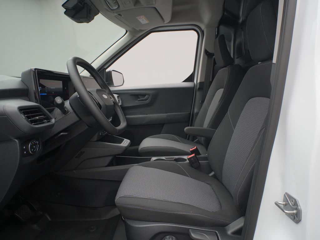 Ford Transit Courier 2025