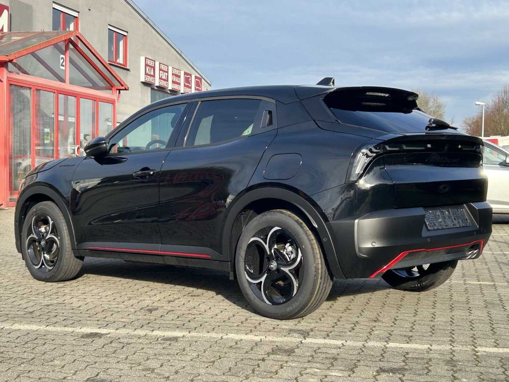 Alfa Romeo Junior 2025