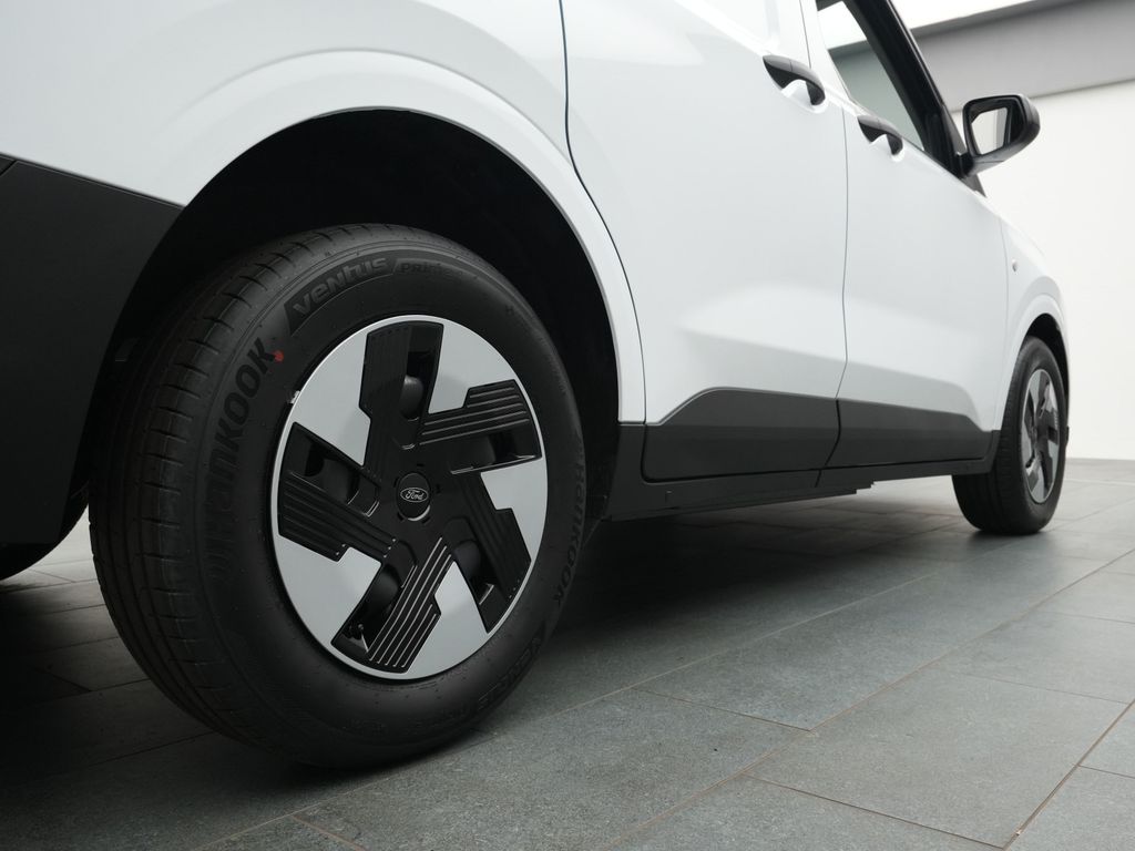 Ford Transit Courier 2025