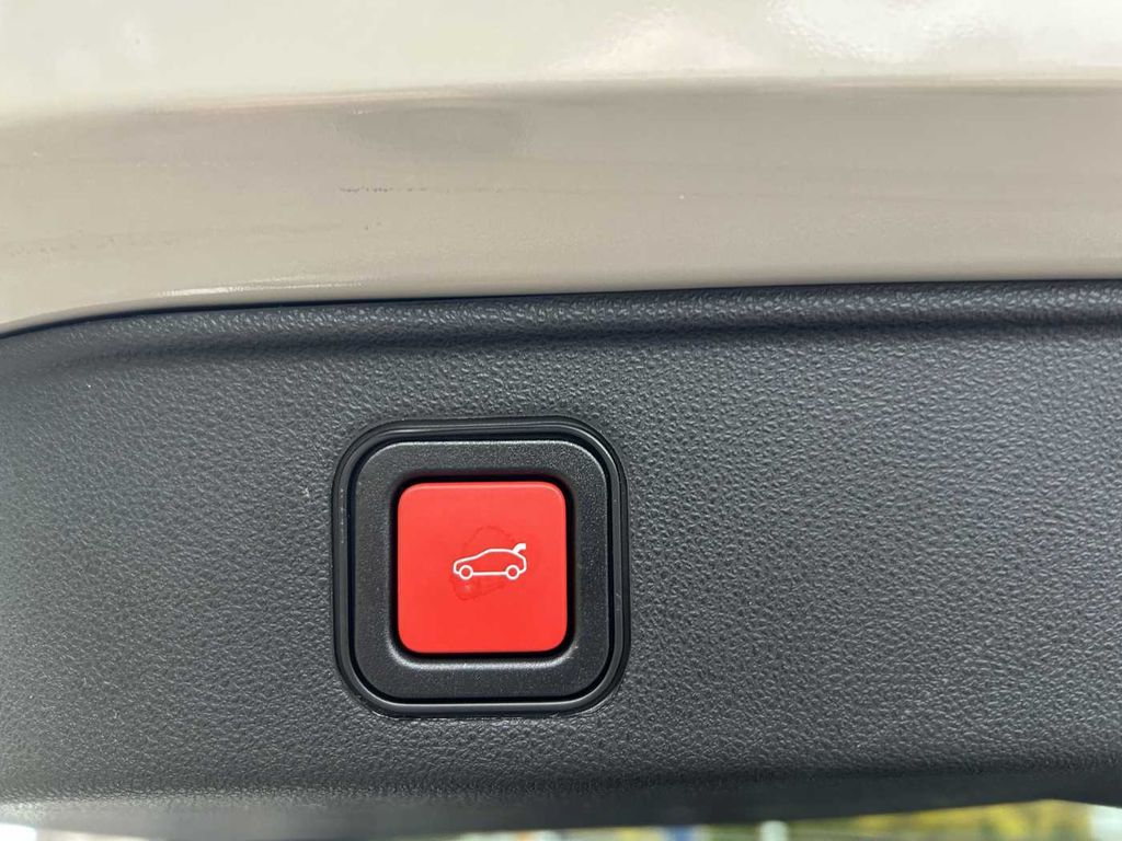 Alfa Romeo Junior 2025