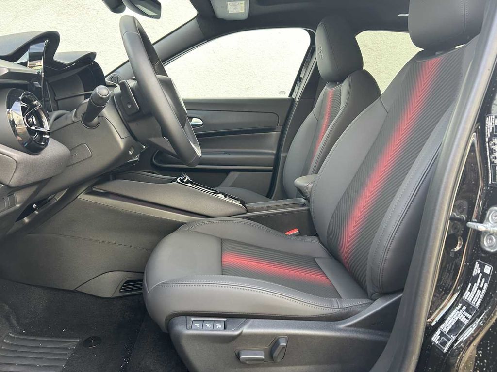 Alfa Romeo Junior 2025