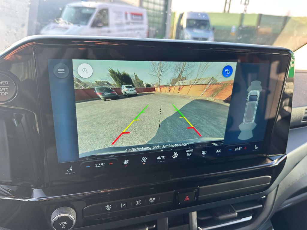 Ford Tourneo Custom 2025